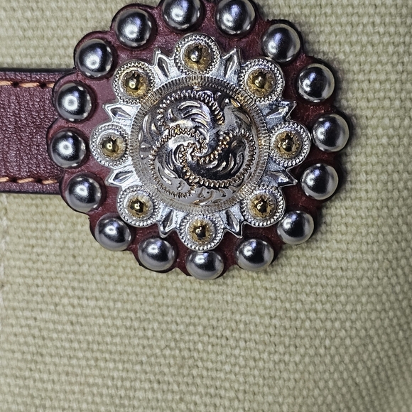 Cream and Brown Western Tote with Leather Accents - Picture 10 of 14